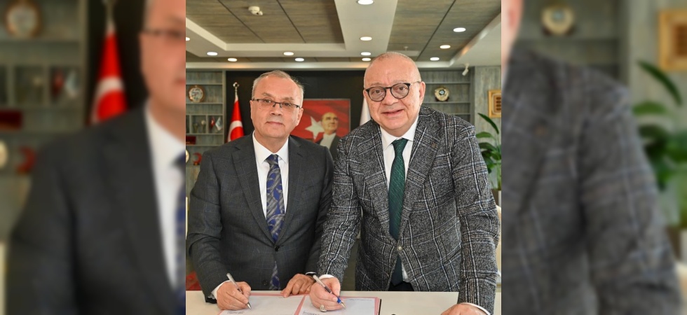 Büyükşehirden Salihli’ye 50 bin metrekare kilit parke taşı desteği