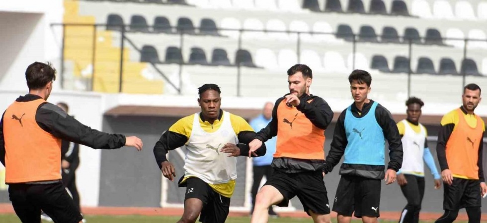 Manisa FK, Çorumspor hazırlıklarını sürdürüyor