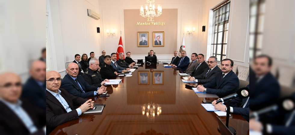 Manisa’da Vali Ünlü başkanlığında seçim güvenliği toplantısı yapıldı