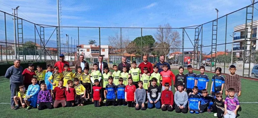 Sarıgöl’de okullar arası spor heyecanı başladı