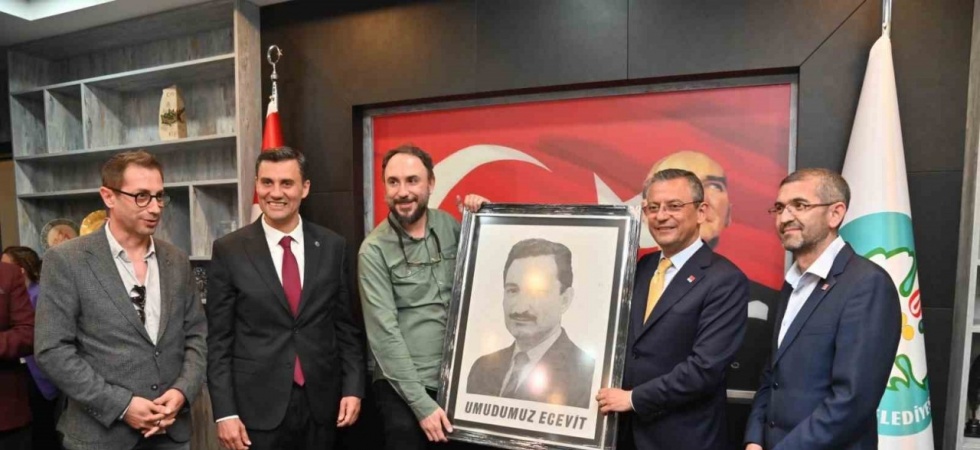 CHP Genel Başkanı Özgür Özel’den ilk ziyaret Başkan Zeyrek’e