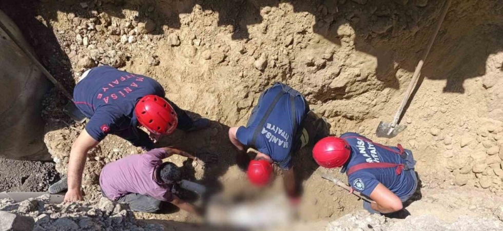 Göçük altında kalan işçi hayatını kaybetti
