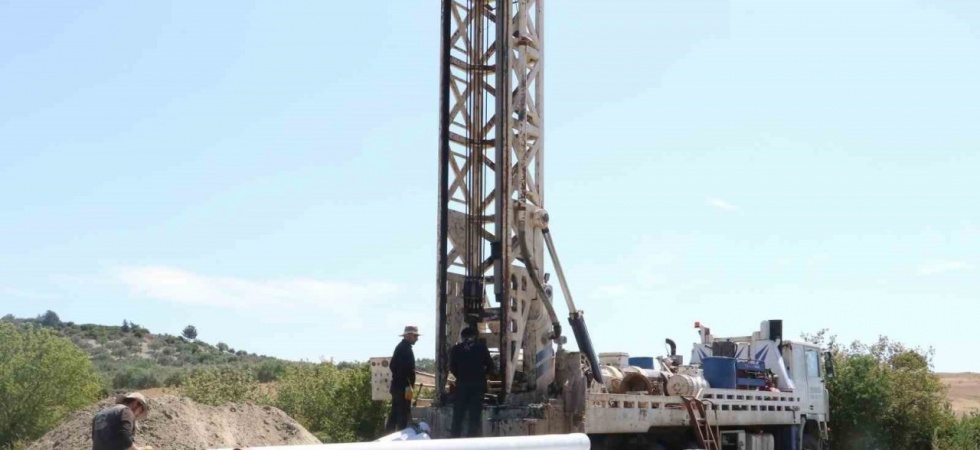 Kepenekli Mahallesi’nin su sıkıntısı için yeni sondaj kuyusu açıldı