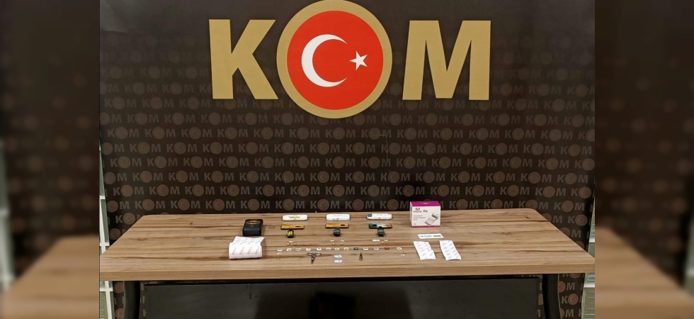 Manisa’da kopya düzeneğine 3 tutuklama