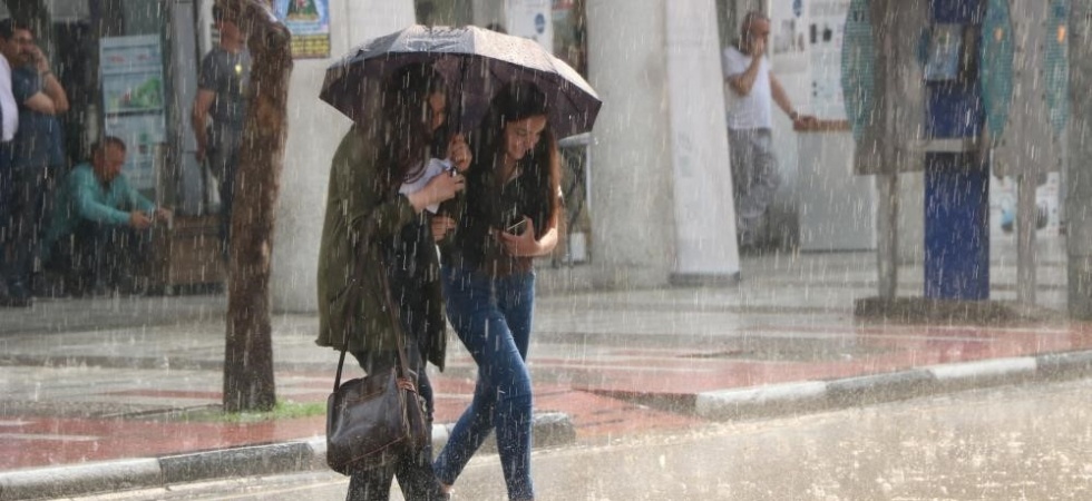 Manisa’ya gök gürültülü sağanak yağış uyarısı