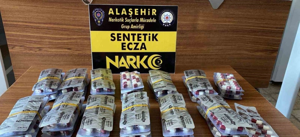 Alaşehir’de uyuşturucu tacirlerine operasyon