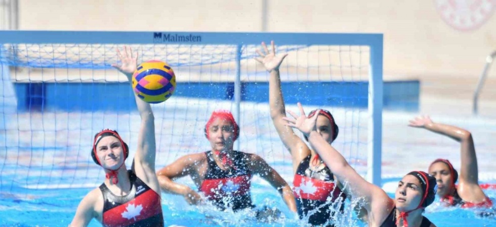 Manisa’da U16 Kadınlar Dünya Sutopu Şampiyonası başladı