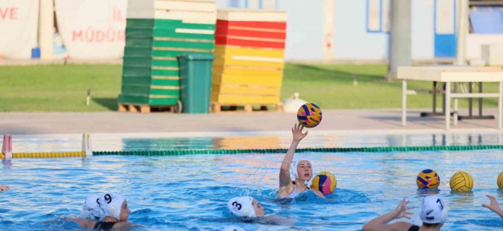Manisa’da U16 Kadınlar Dünya Sutopu Şampiyonası heyecanı başlıyor