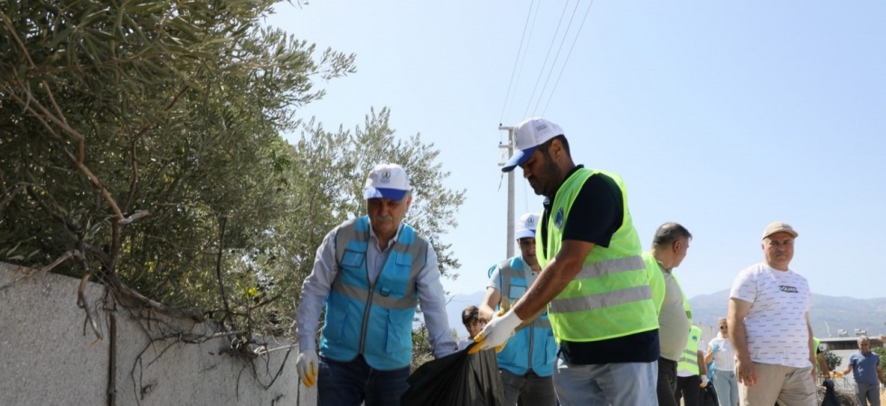 Yunusemreli çevreciler bu hafta Fevzi Çakmak Mahallesinde