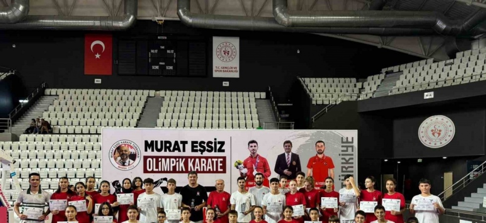 Manisa BBSK, olimpik karate yaz kampına katıldı