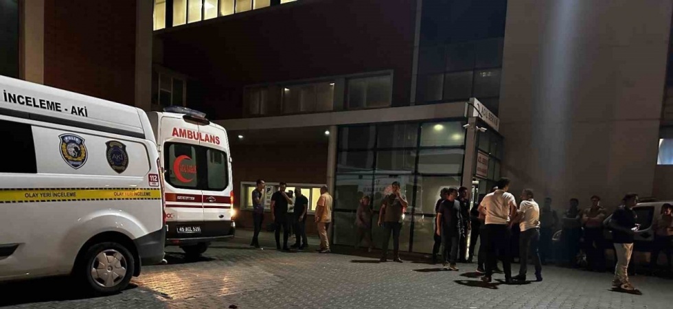 Manisa’da kayınpeder ile damadın tartışmasında kan aktı