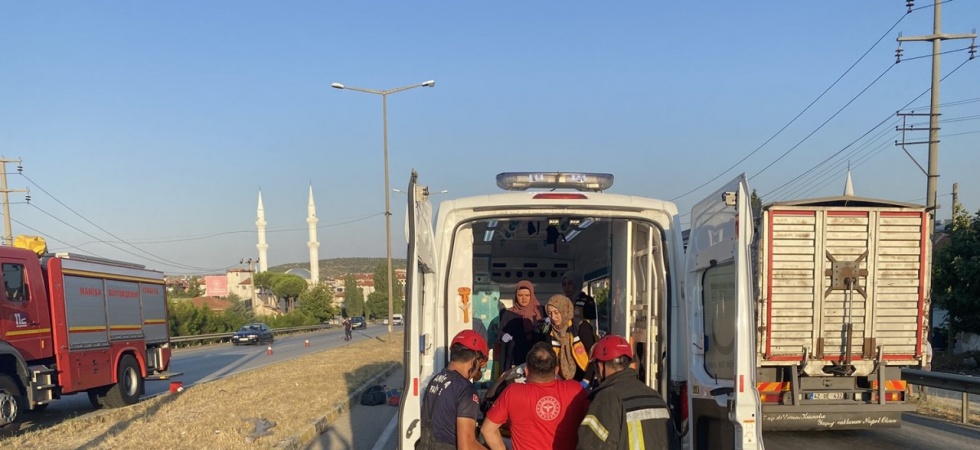 Manisa’da motosiklet devrildi: 1 yaralı