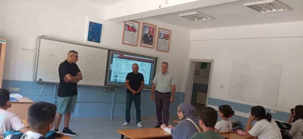 Mezun oldukları ortaokulda tecrübelerini anlattılar