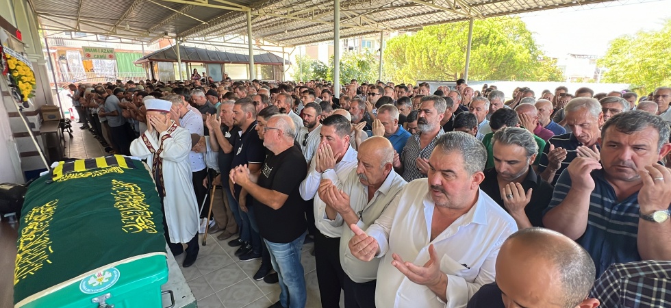 İş kazasında hayatını kaybeden forklift operatörü defnedildi