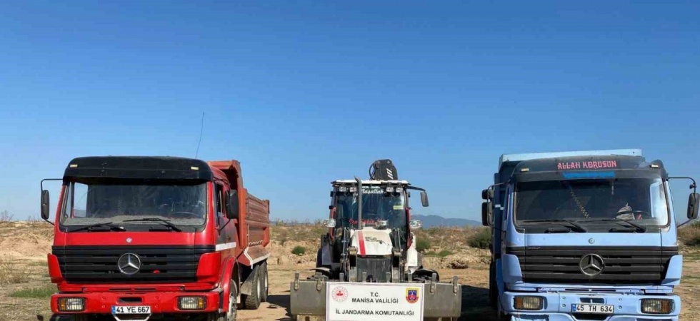 Mera arazisinden izinsiz toprak alımına suçüstü