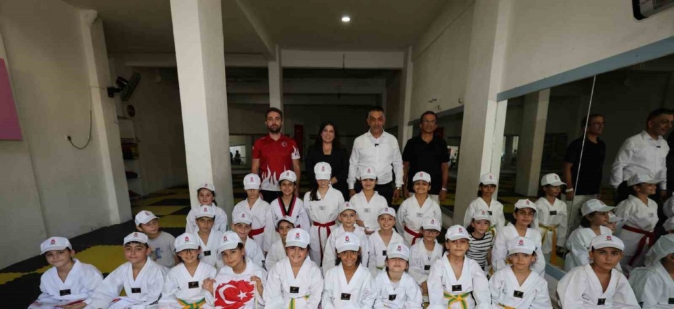 Şehzadeler’e öğrenciler yazı dolu dolu geçirdi