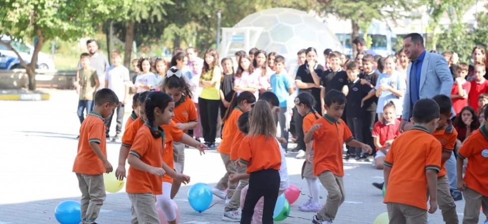 Selendi’de Eğitim Öğretim Haftası kutlandı