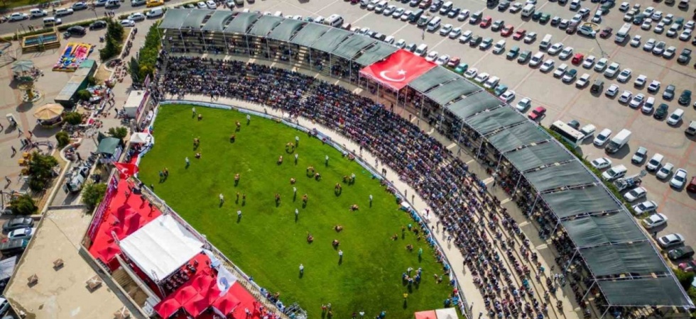 Turgutlu Belediyesi dördüncü kez yağlı güreşlere hazırlanıyor