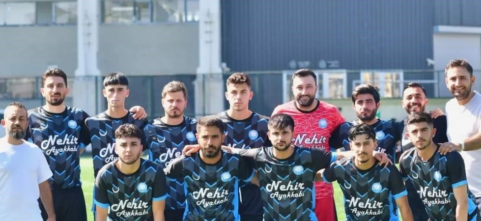 Manisa İmam Hatipliler Spor dört dörtlük
