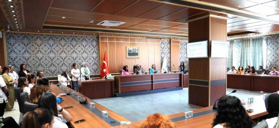 Yunusemre’den meme kanseri farkındalık eğitimi