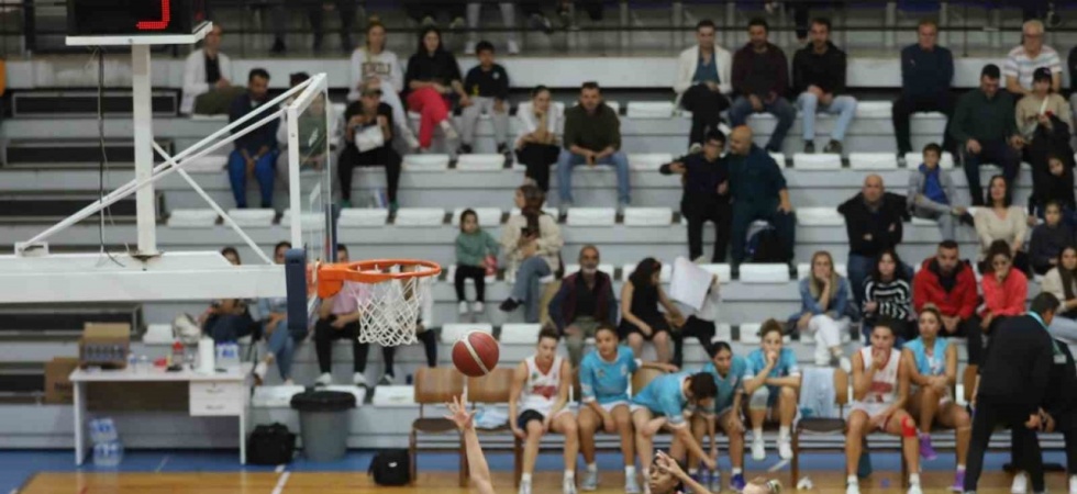 Haftanın maçında kazanan Turgutlu Belediyespor oldu