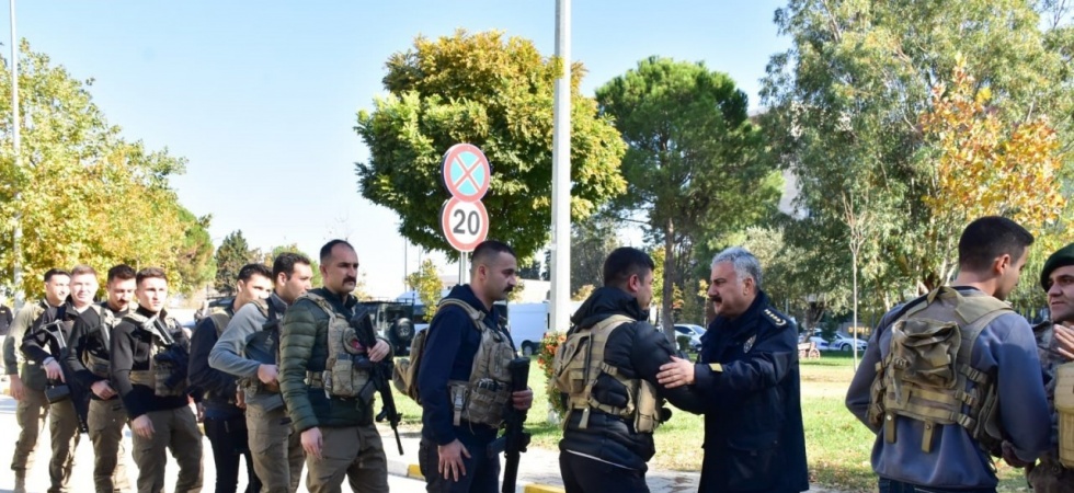 Özel harekat ekipleri dualarla göreve uğurlandı