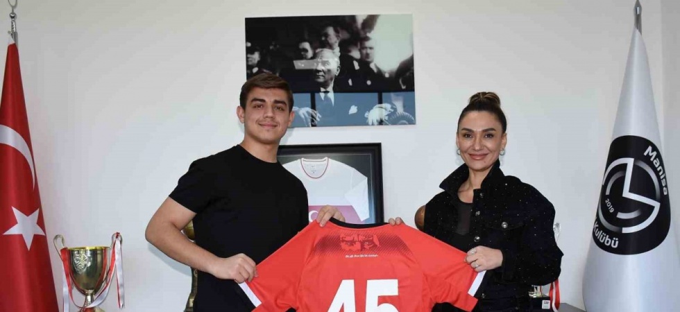 Manisa FK’yı Ankara’da tek başına destekledi