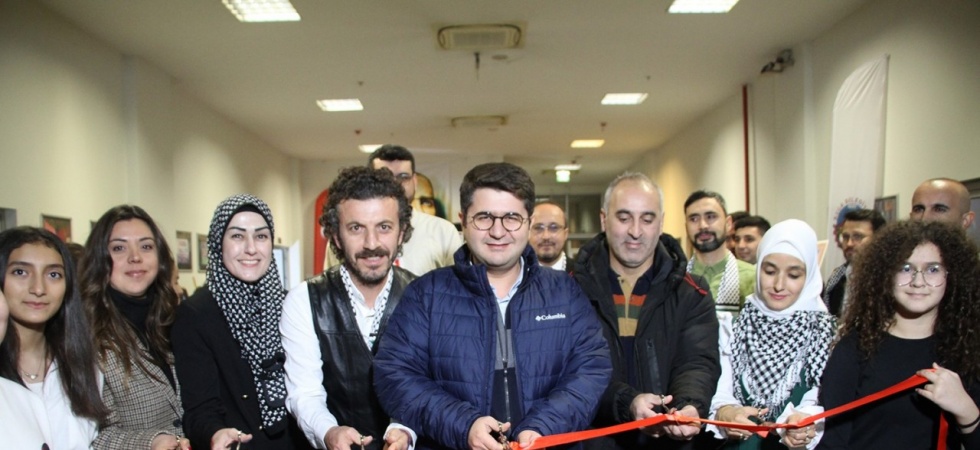 Savaşın acı yüzüne karşı birlik mesajı: Kula’da Filistin için tek yürek gecesi
