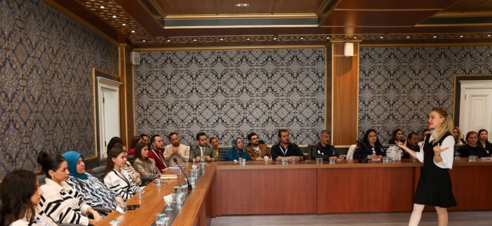 Yunusemre Belediyesi çalışanlarına “Stres ve öfke yönetimi” eğitimi