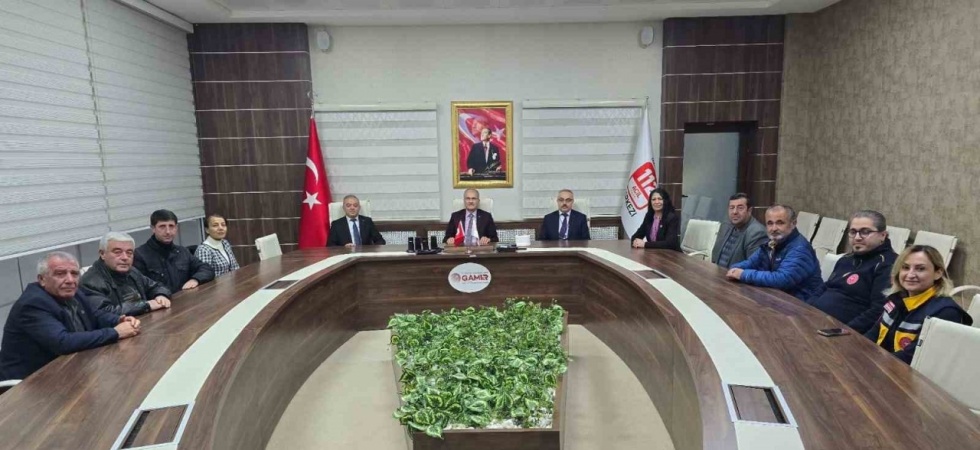 Yunusemreli muhtarlar Acil Sağlık Hizmetleri Haftasını kutladı