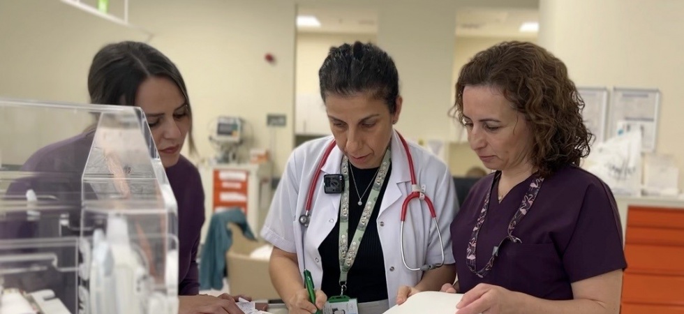 Doç. Dr. Erdemir bebeklerde, topuk kanı testi ve aşıların önemine dikkat çekti