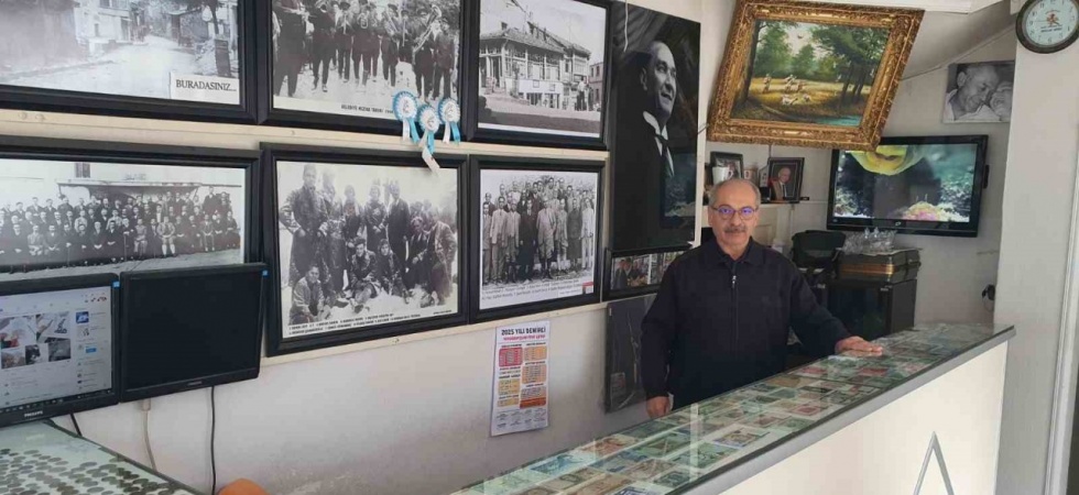 45 yıllık nostalji fotoğrafçısının para koleksiyonu ilgi görüyor