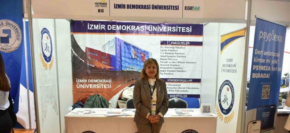 İzmir Demokrasi Üniversitesi’nden gençlere destek