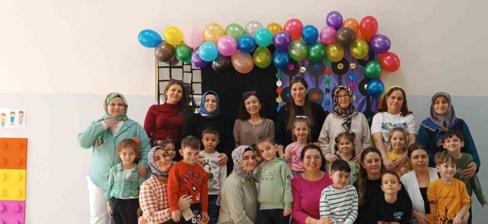 Miniklerden anlamlı hediye