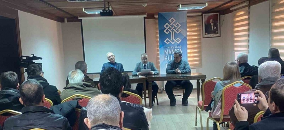 Muğlalı Yazarlar Erdal Çil ve İsmail Zorba Manisa’da okurlarıyla buluştu