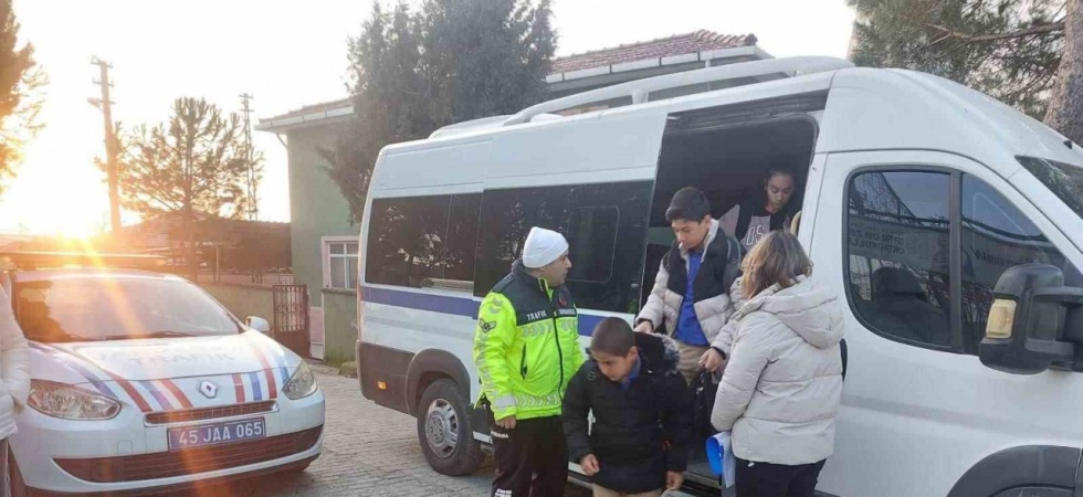 Okulların açıldığı ilk gün 42 okul servisi ve sürücüsüne ceza kesildi