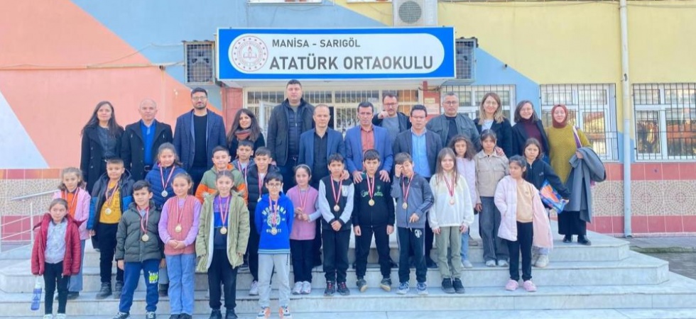 Sarıgöl Şehit Esin Akay İlkokulu zeka oyunlarına damga vurdu