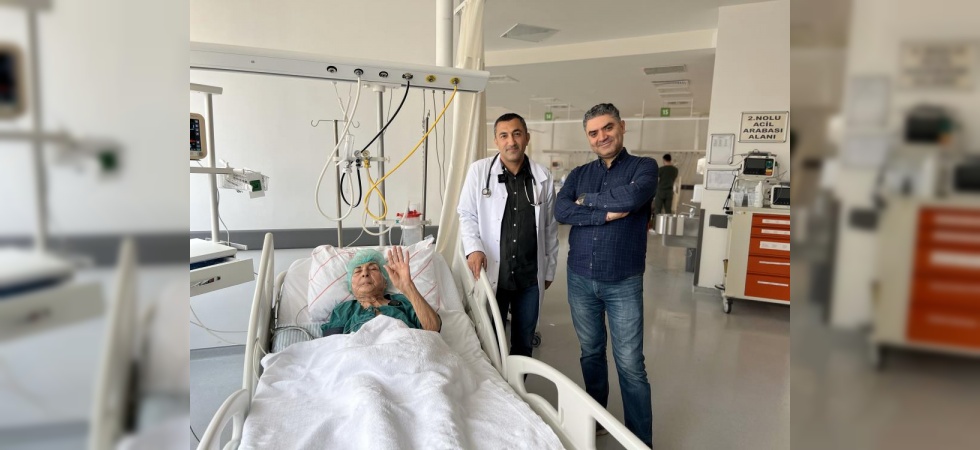 90’lık nine şifayı Manisa Şehir Hastanesinde buldu