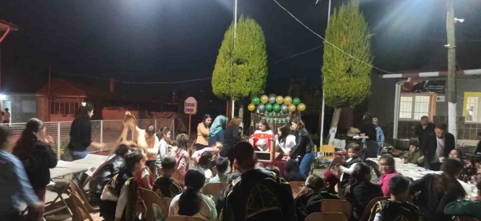 Eski ramazanları okul bahçesinde yaşattılar
