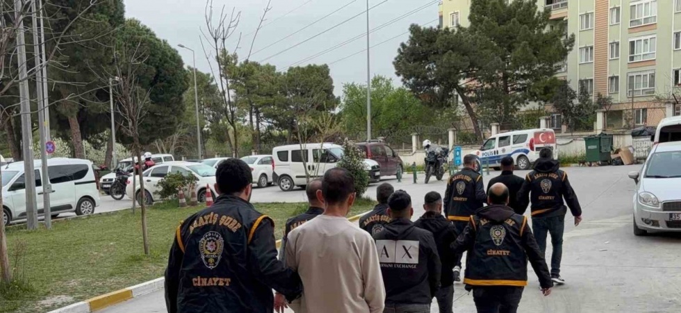 Manisa’da kaçırdıkları gencin ailesinden fidye isteyen çete çökertildi