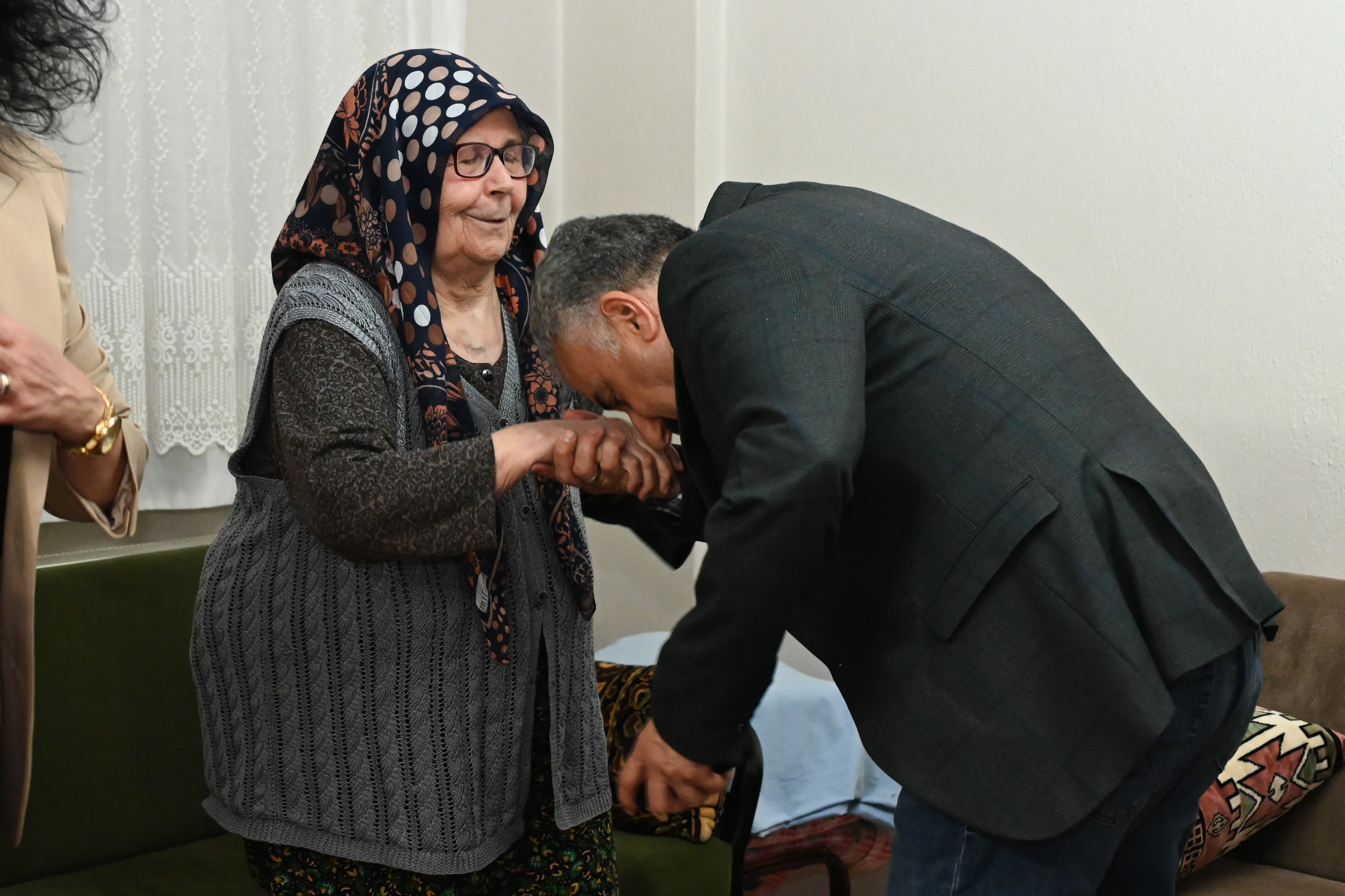 Şehit alilerine bayram ziyareti