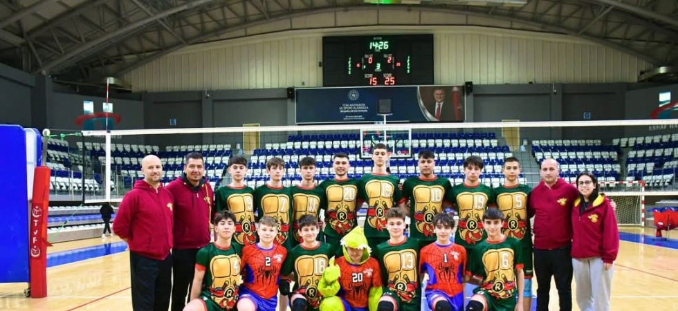 Akhisar İlçe Spor Kulübü Erkek Voleybol Takımı Türkiye Finallerinde