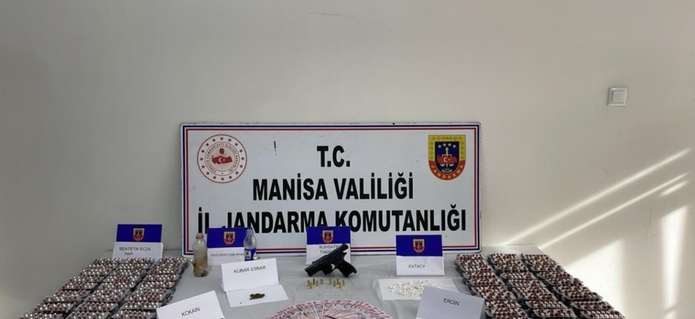 Akhisar’da uyuşturucu operasyonu: 4 gözaltı