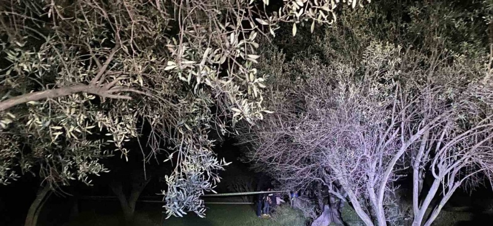 Genç adam boş arazide ölü bulundu