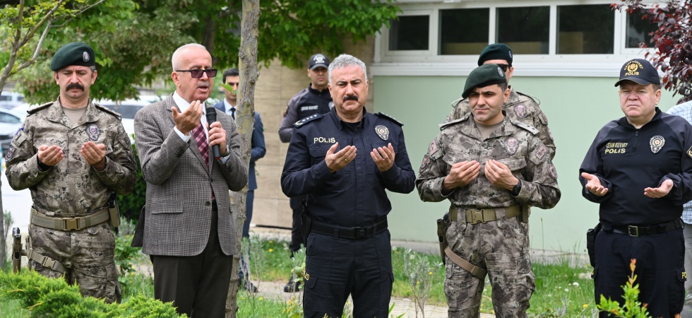 Kahraman Polisler Barış Pınarı Harekâtı’na dualarla uğurlandı