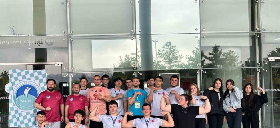Manisa Diyanet Spor’dan bilek güreşinde 5 madalya