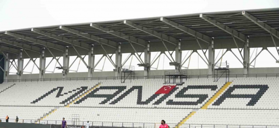 Manisa’da tribünler boş kaldı