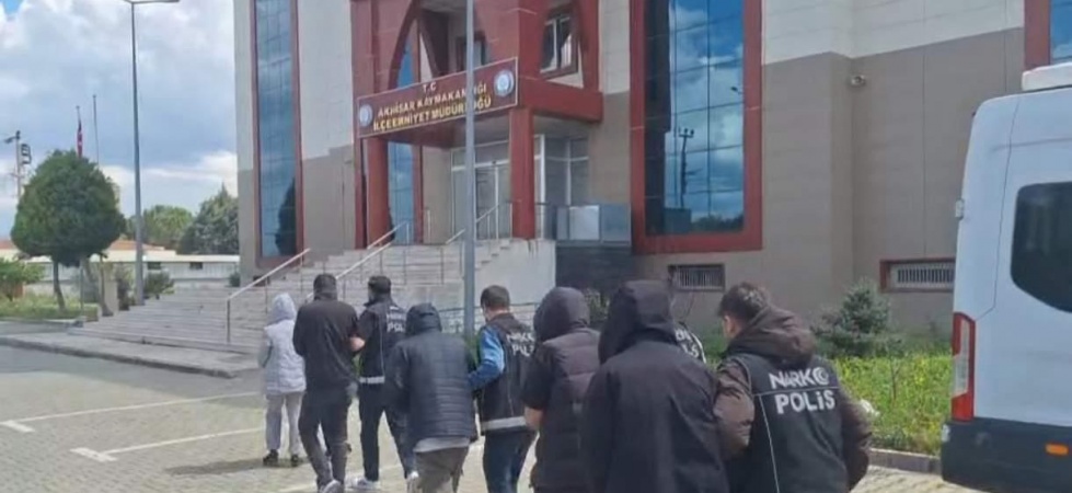 Manisa’da zehir tacirlerine darbe: 42 bin adet sentetik hap ele geçirildi