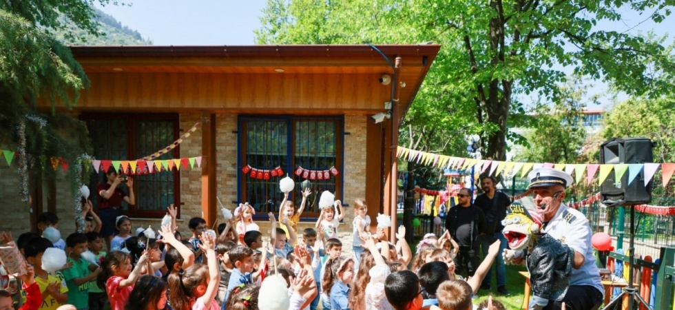 Yunusemreli minikler 23 Nisan kutlamalarına başladı