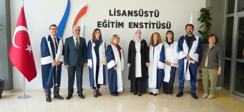 Başarılarla dolu hayatını 72 yaşında doktorayla taçlandırdı
